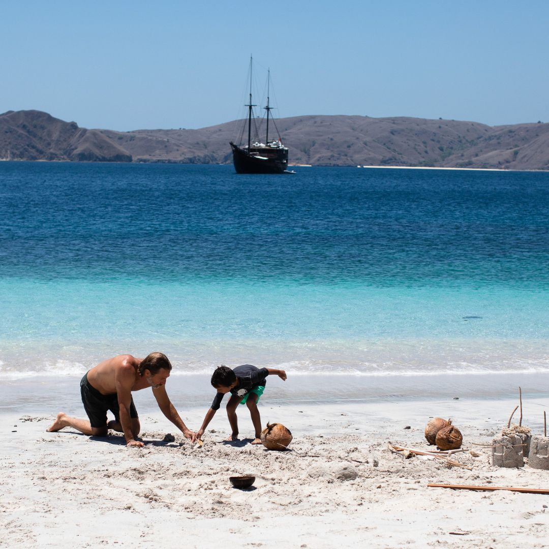 pink beach komodo island indonesia