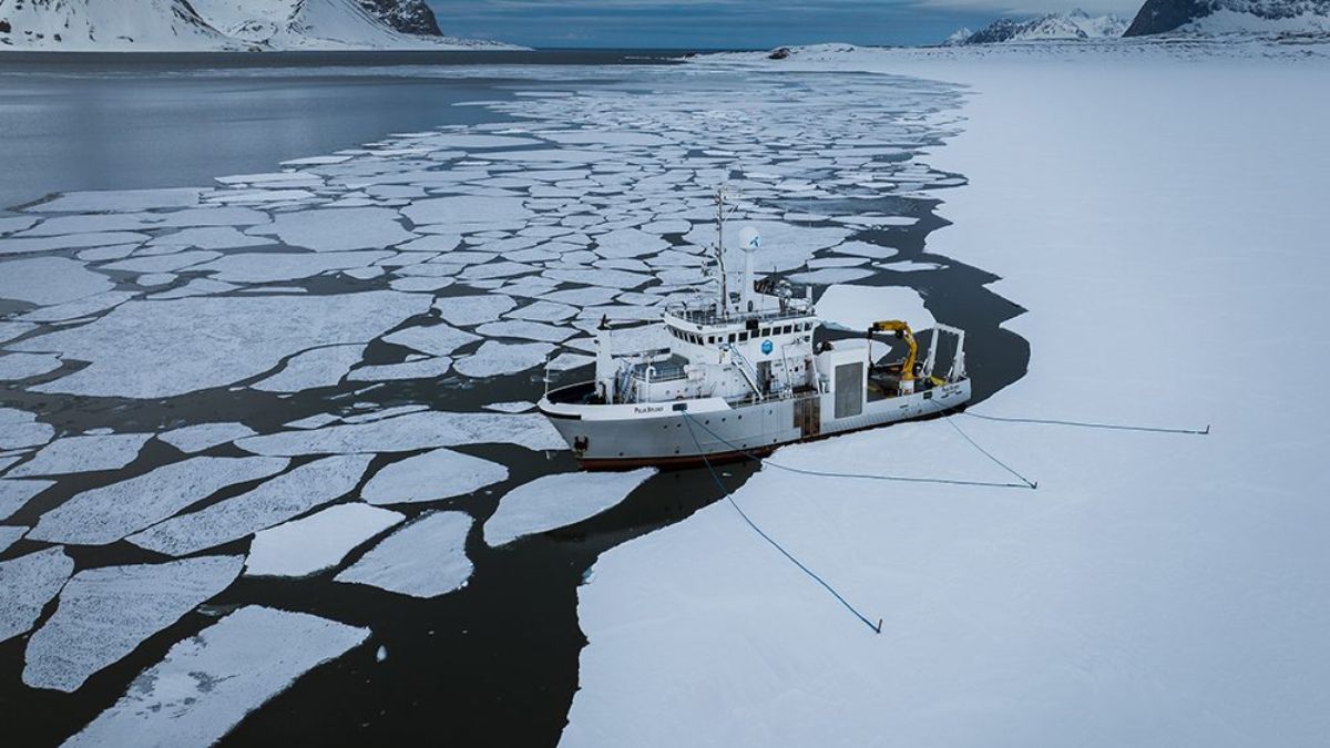ice yacht