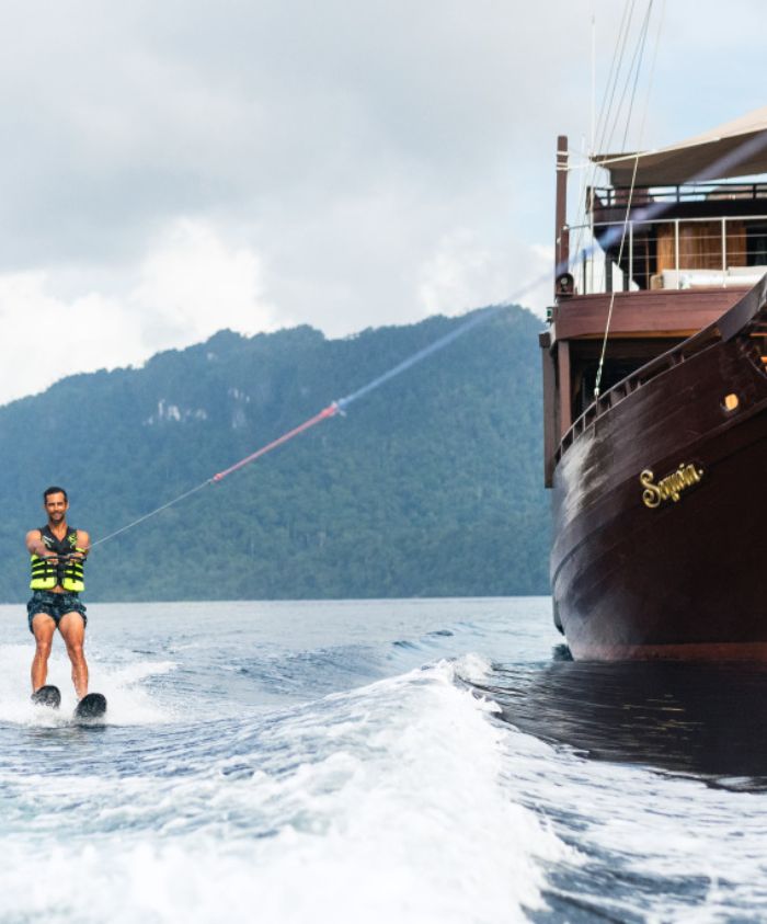 Yachting experiences for personal growth, make the most of the Indonesian Archipelago with SEQUIOA's Jet ski and other range of toys and tenders.