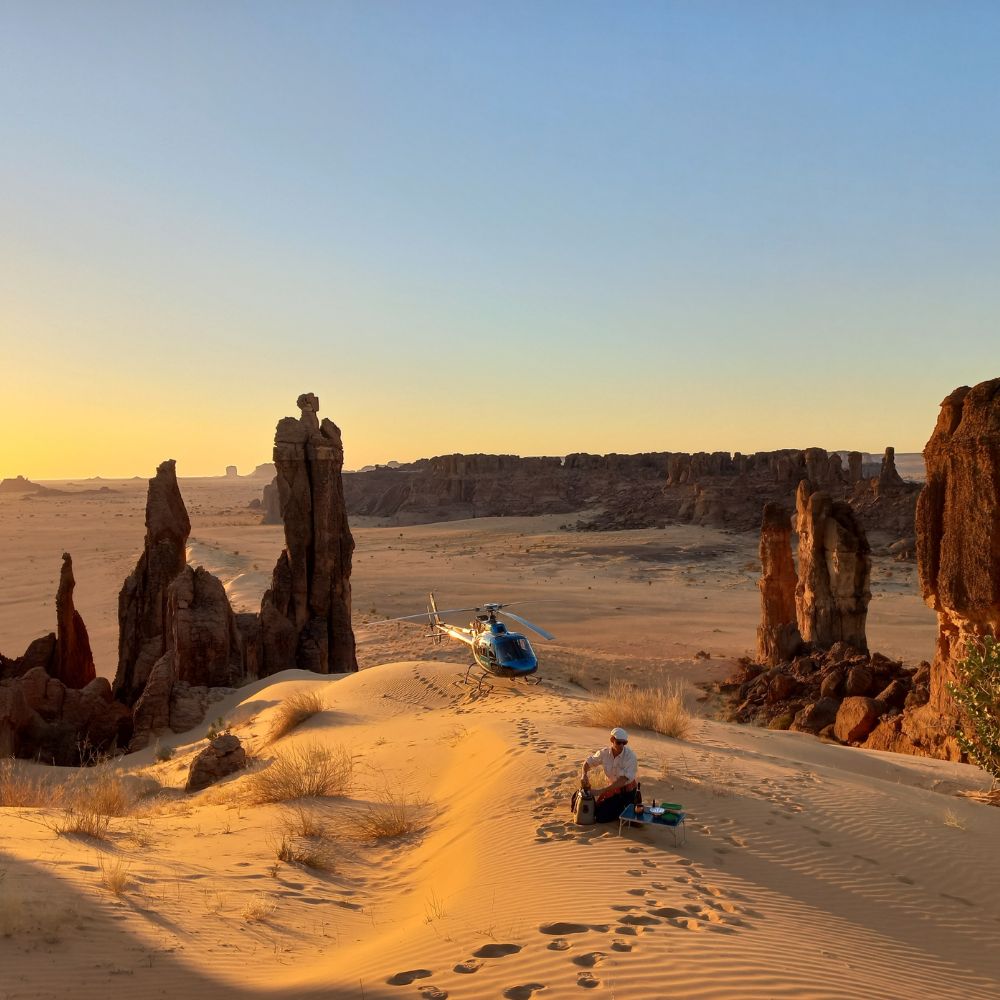 helicopter in Chad desert