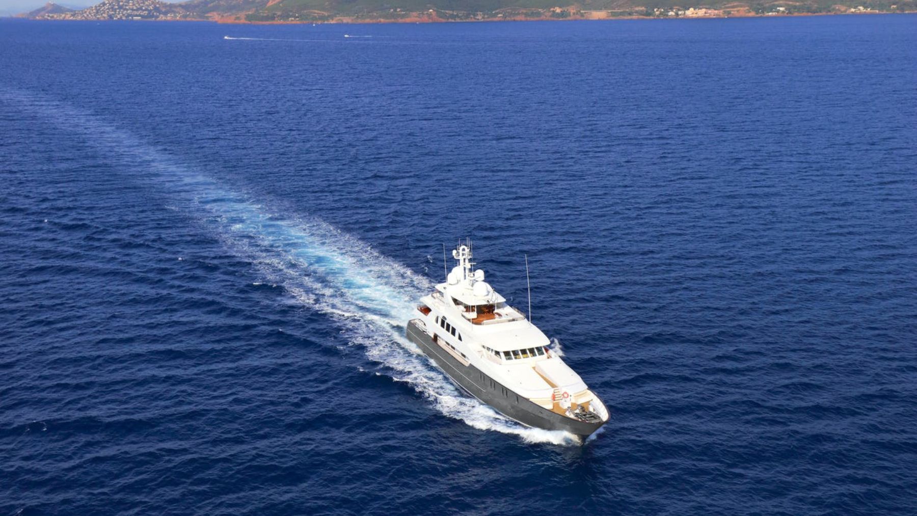 Exterior of Aqua Mare running