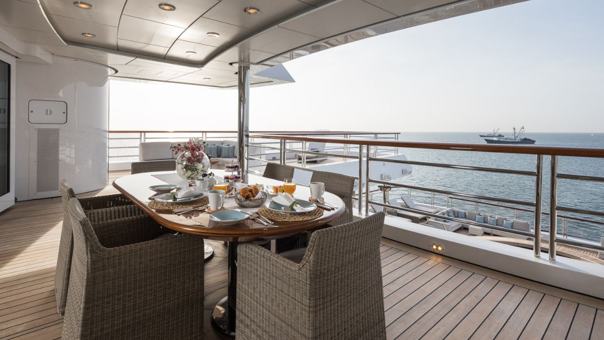 Breakfast on the deck