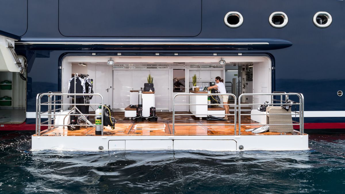 Dive platform
