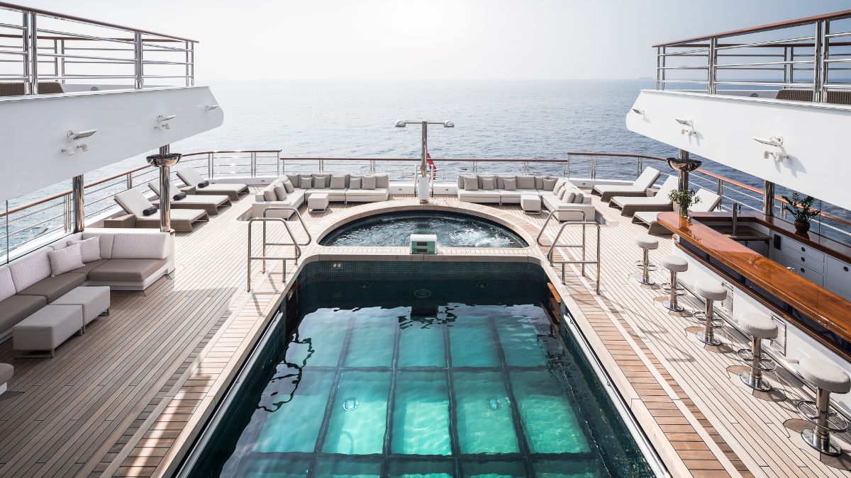 Pool deck